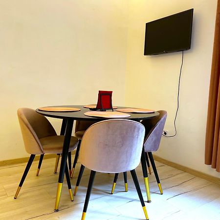 N24 Apartments By Small Home Budapest Esterno foto