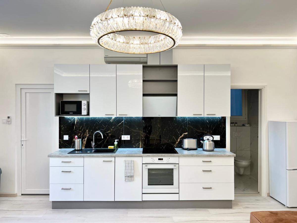 N24 Apartments By Small Home Budapest Esterno foto