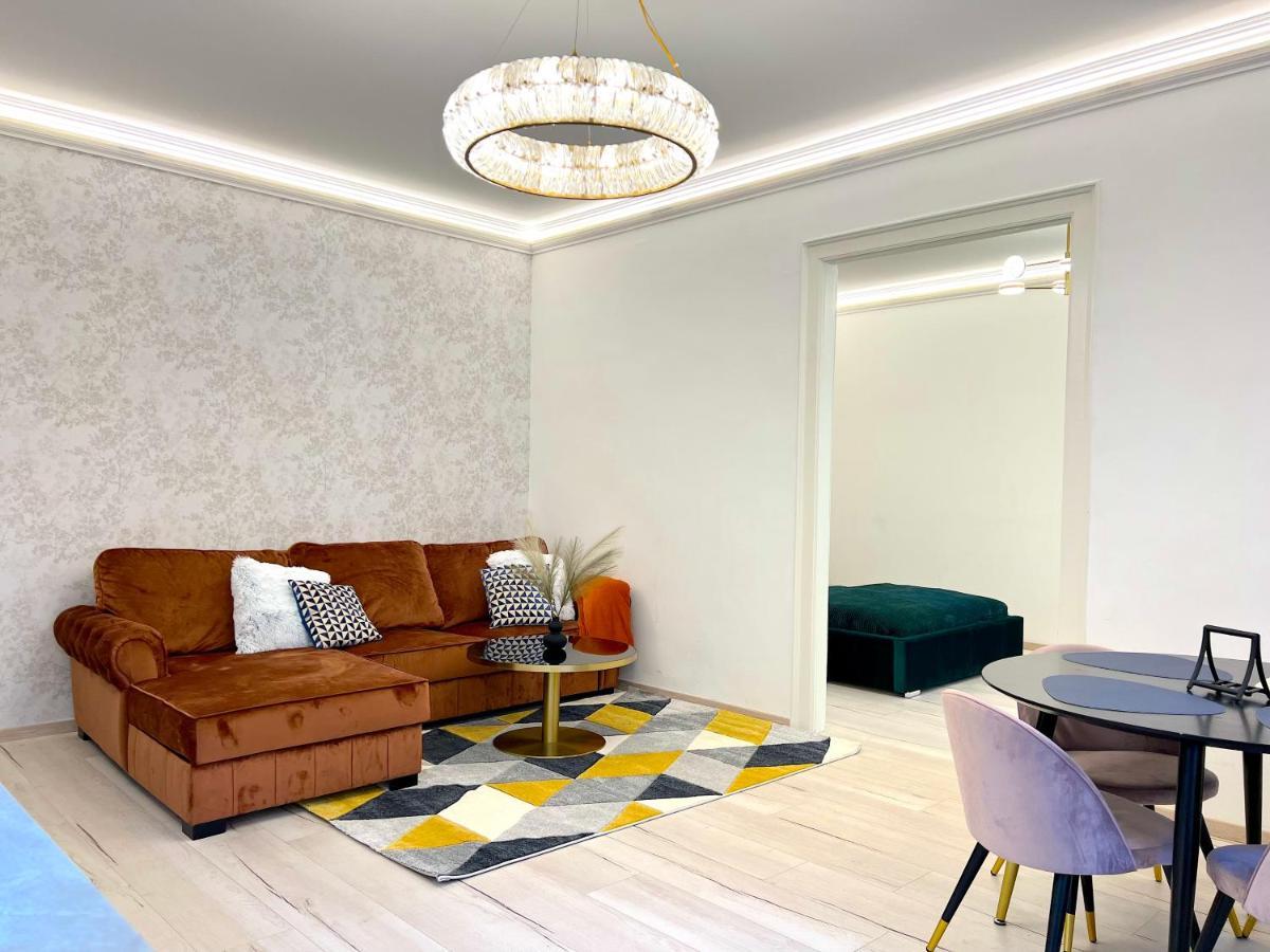 N24 Apartments By Small Home Budapest Esterno foto